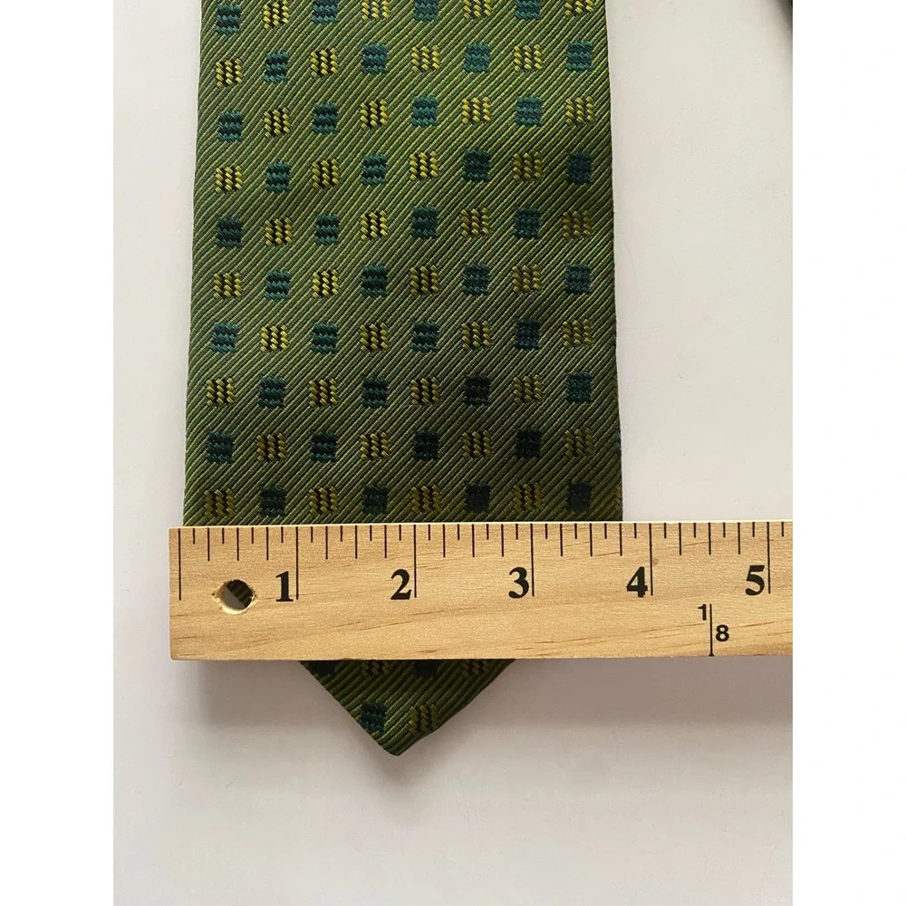 Banana Republic Mens Silk Tie Olive Green Geometric Square Pattern Made in Italy